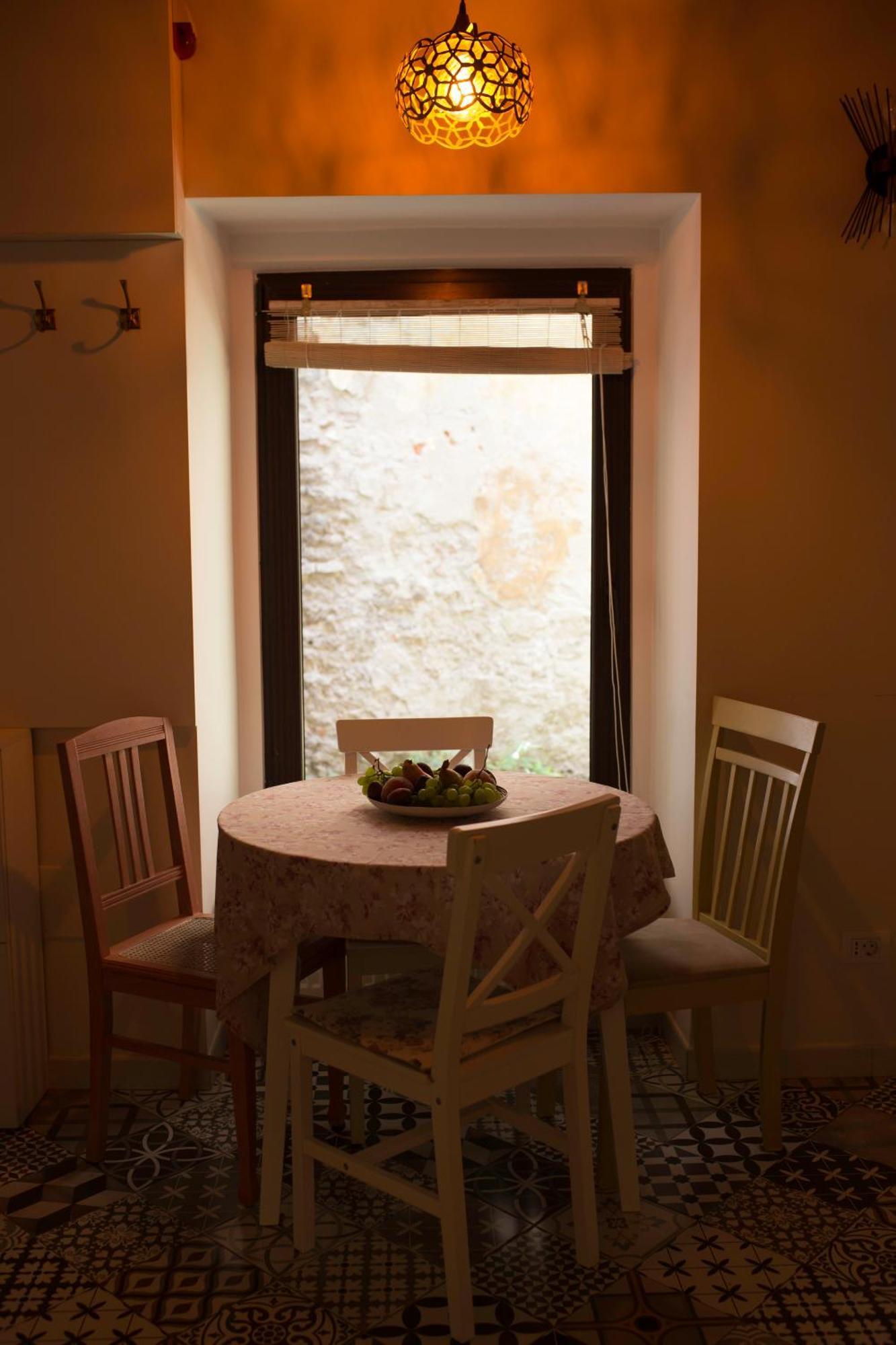 Seek And Hide - Little Julia's Hideaway * Brasov