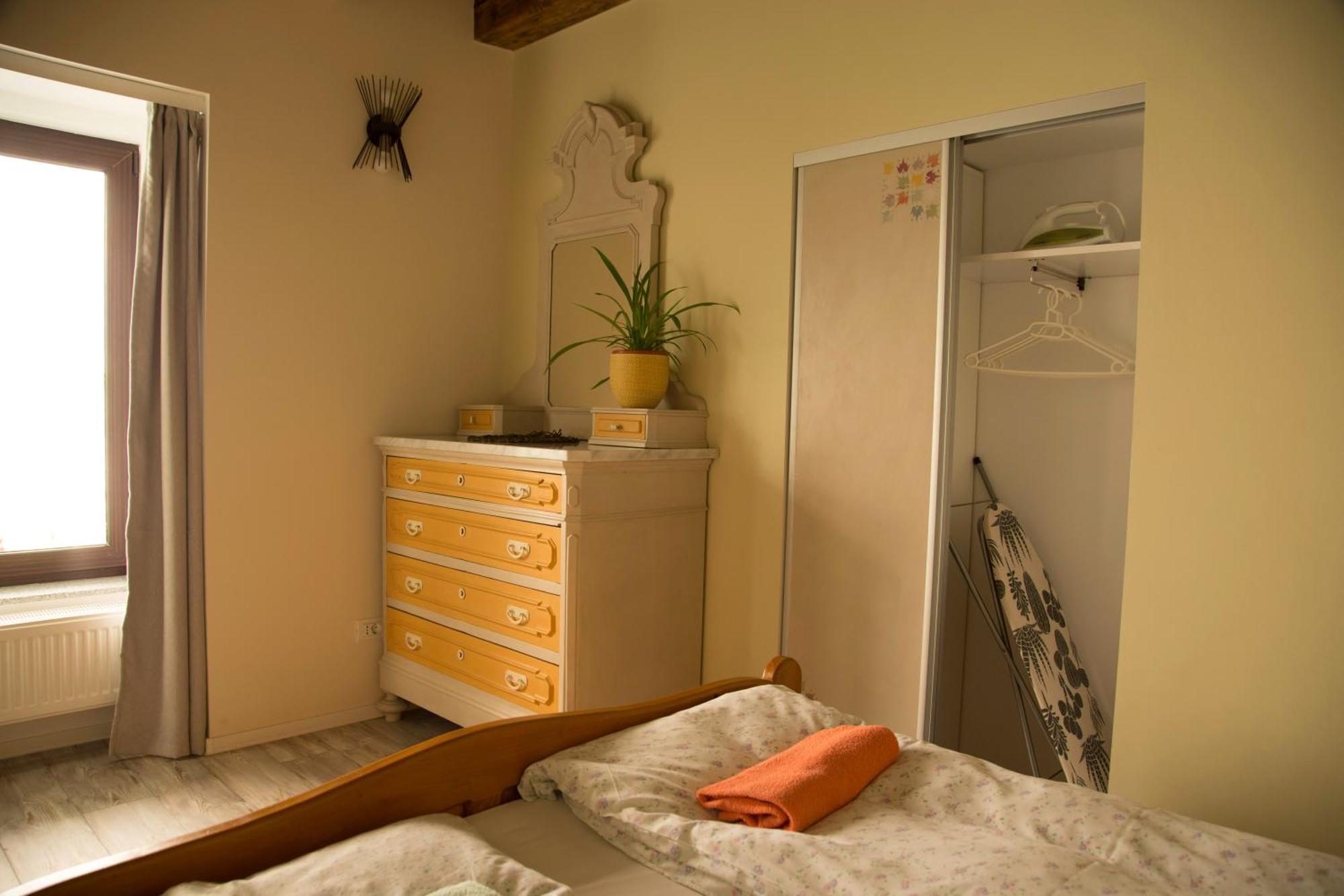 Seek And Hide - Little Julia's Hideaway Apartment *